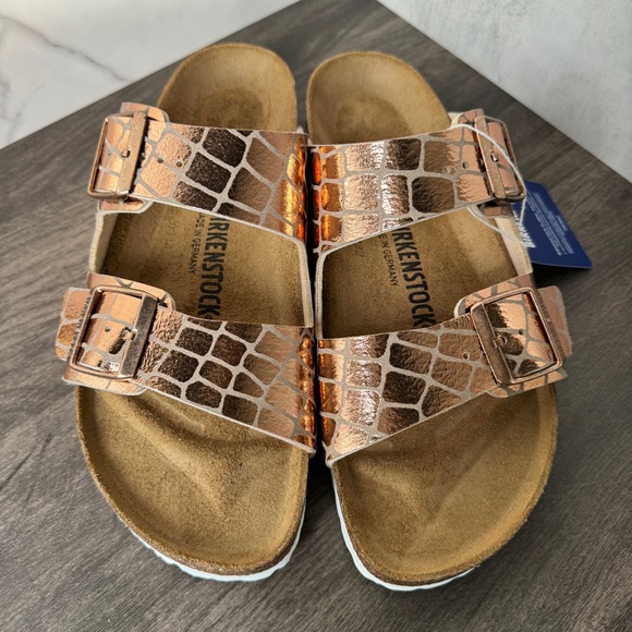 BIRKENSTOCK Arizona Gator Gleam Rose Pink Metallic Sandal - Picture 4 of 7